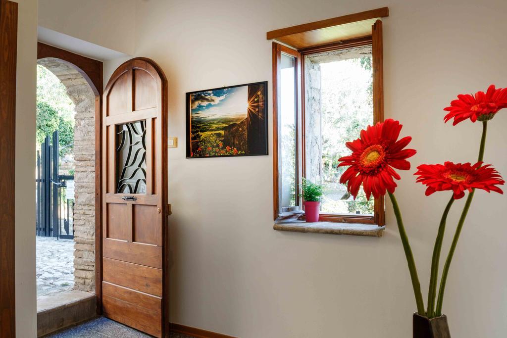 Relais Borgo Lizori Country House Campello sul Clitunno Εξωτερικό φωτογραφία